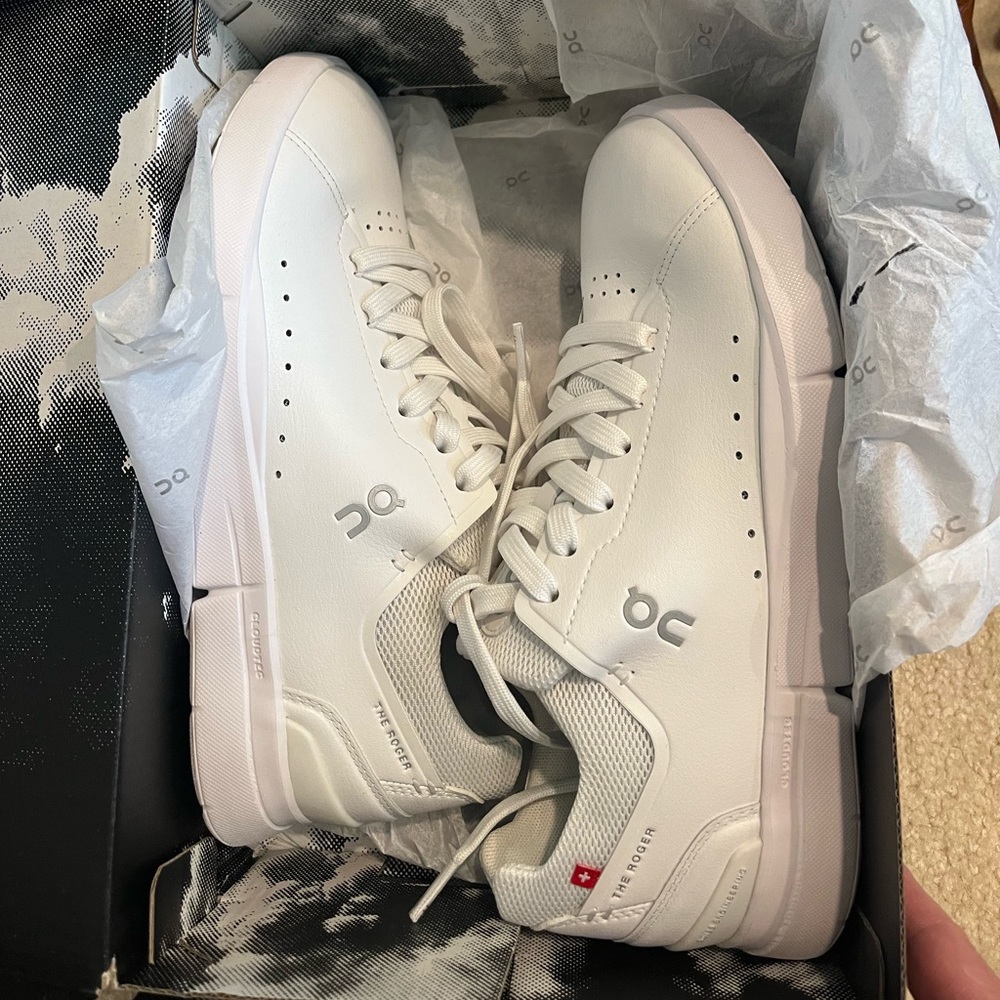 On Cloud - ladies white sneakers.  Size 8 never worn